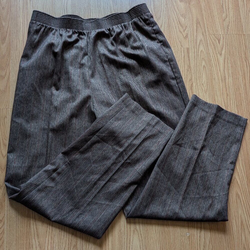 Lightweight Pull On Slacks